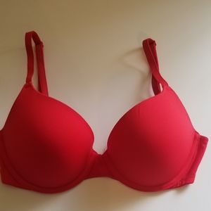Victoria secret bra 32DD